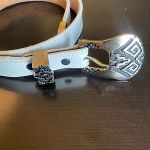 Western Style White Leather Belt with Silver Buckle and Hardware Detail